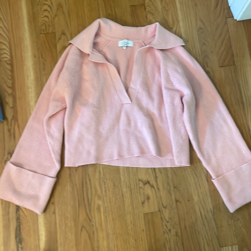 Cropped boxy sweater